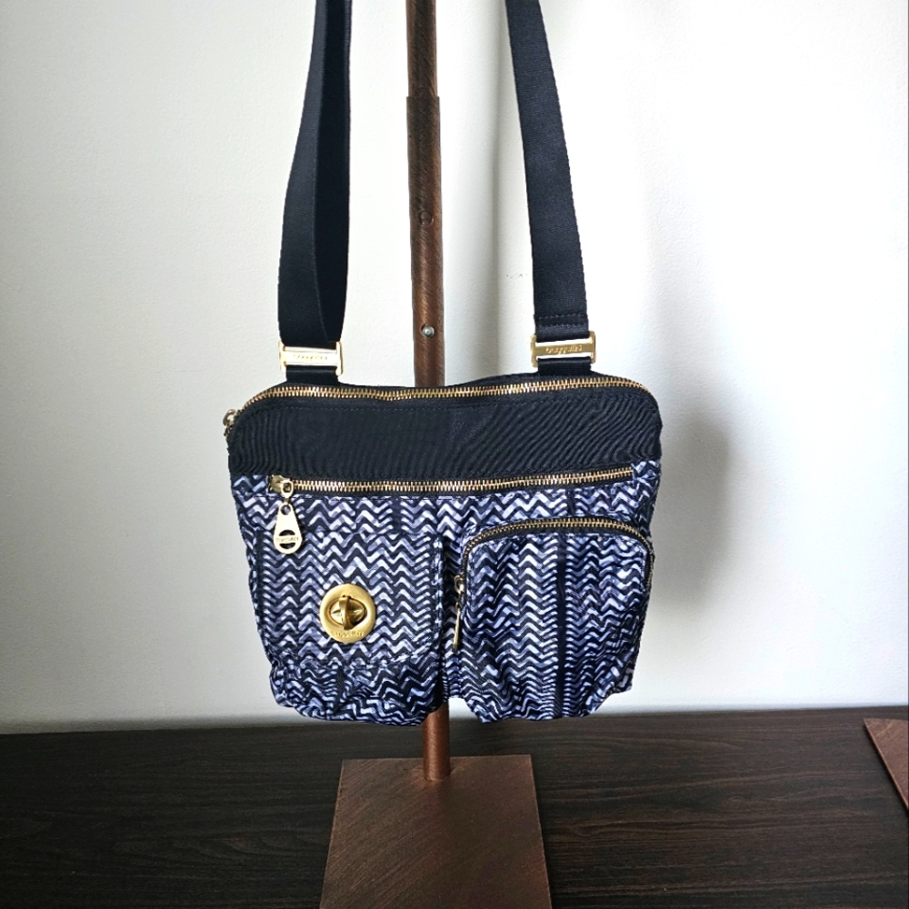 Baggallini Crossbody
